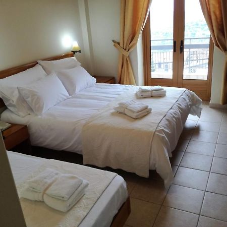 Parnon Hotel Agios Petros  外观 照片